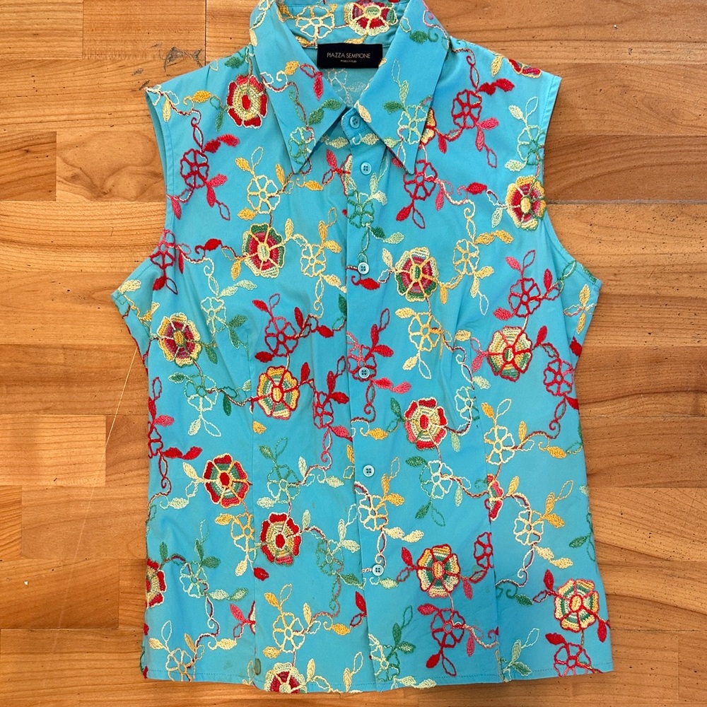Piazza Sempione Turquoise Sleeveless Button-Down Floral Embroidered Shirt